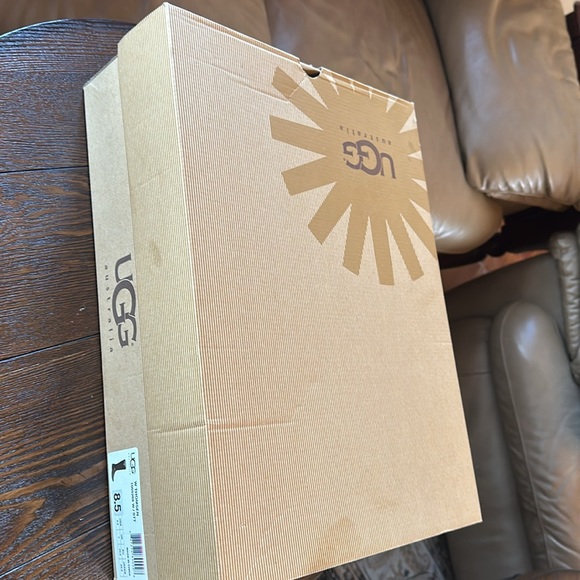 Women’s UGG Australia Boots.Size 8.5 Used once only fleece lined. - Picture 13 of 13